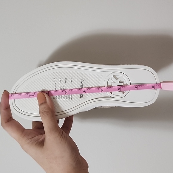 NEW MK Jem Olivia Slip-on (Youth) - Picture 9 of 9